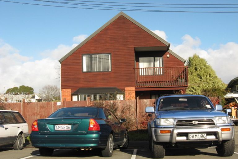Photo of property in 8 Canon Street, St Albans, Christchurch, 8014