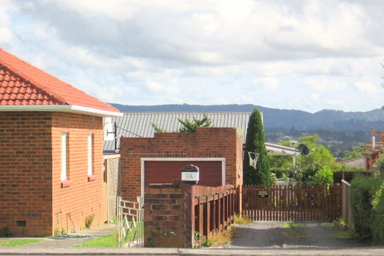 Photo of property in 9a Pleasant Road, Glen Eden, Auckland, 0602