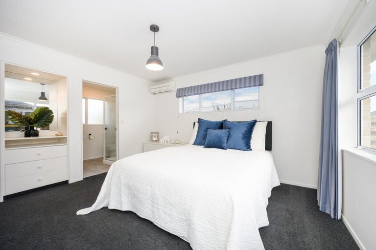 Photo of property in 3 Ferry Street, Foxton Beach, Foxton, 4815