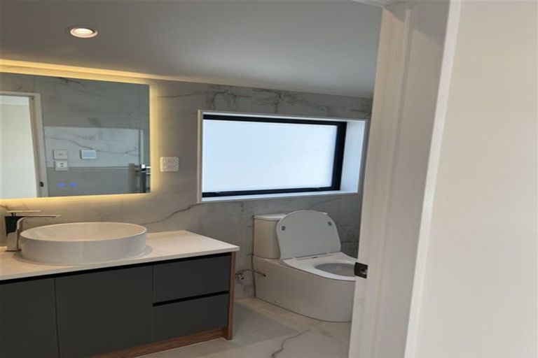 Photo of property in 28 Lime Hill Rise, Flat Bush, Auckland, 2019
