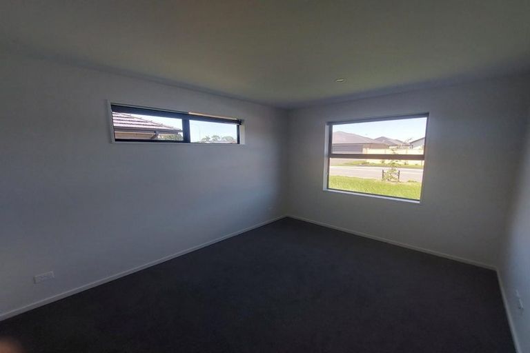 Photo of property in 9 Sarah Nicholls Street, Belfast, Christchurch, 8051