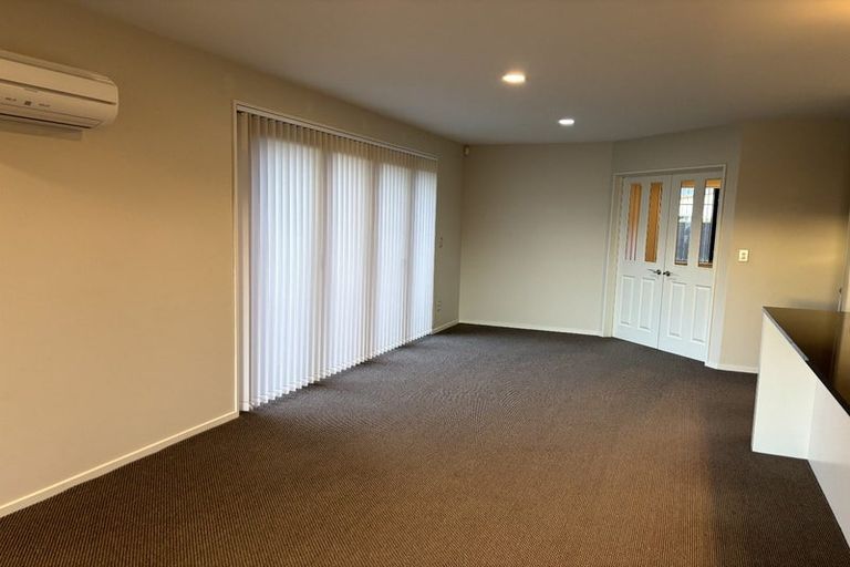Photo of property in 77 Heathridge Place, Lincoln, 7608