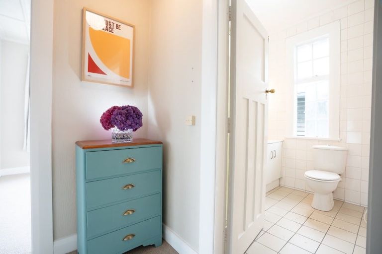 Photo of property in Pukehinau Flats, 4/1 Brooklyn Road, Mount Cook, Wellington, 6011