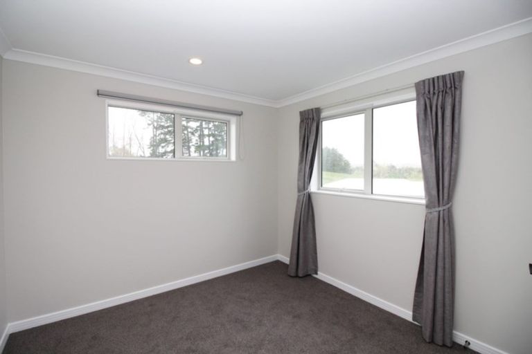 Photo of property in 1 Piccolo Court, Kumeu, 0810