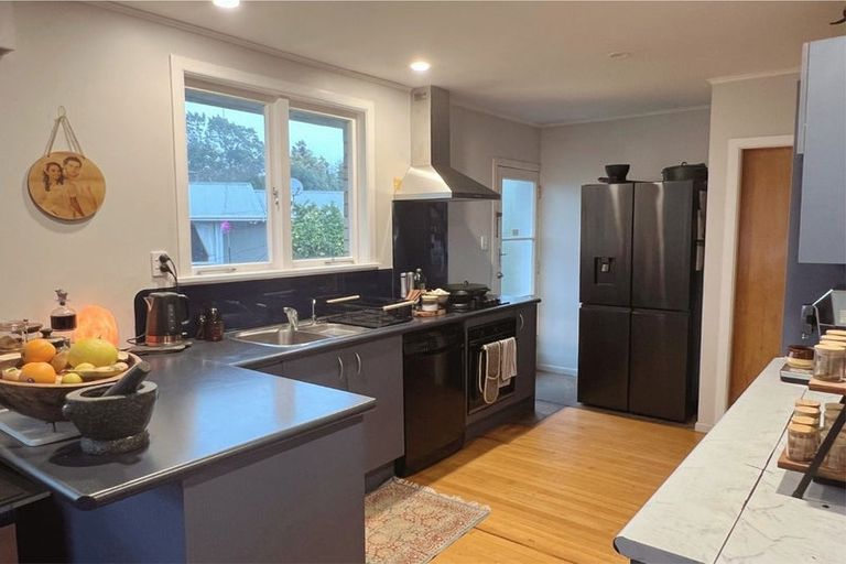 Photo of property in 13 Anderson Road, Deanwell, Hamilton, 3206