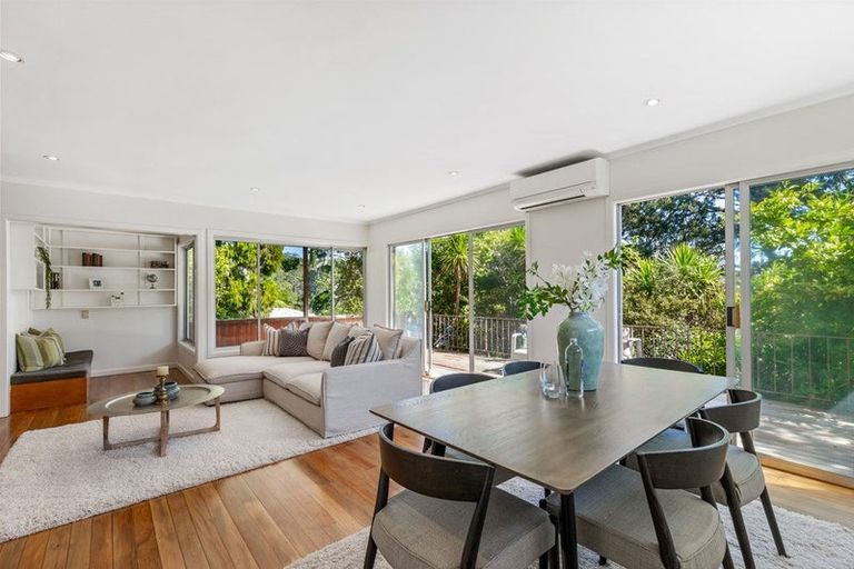 Photo of property in 81 Park Rise, Campbells Bay, Auckland, 0630