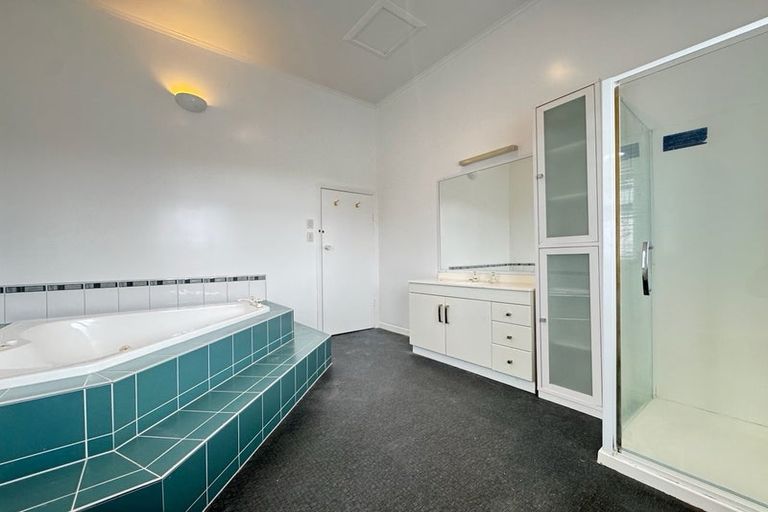 Photo of property in 30 Chesterton Street, Johnsonville, Wellington, 6037