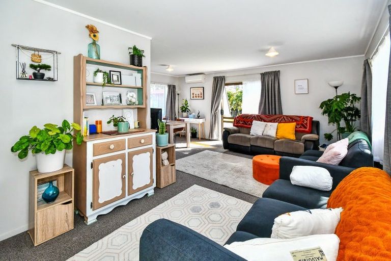 Photo of property in 3/24 West Street, Pukekohe, 2120