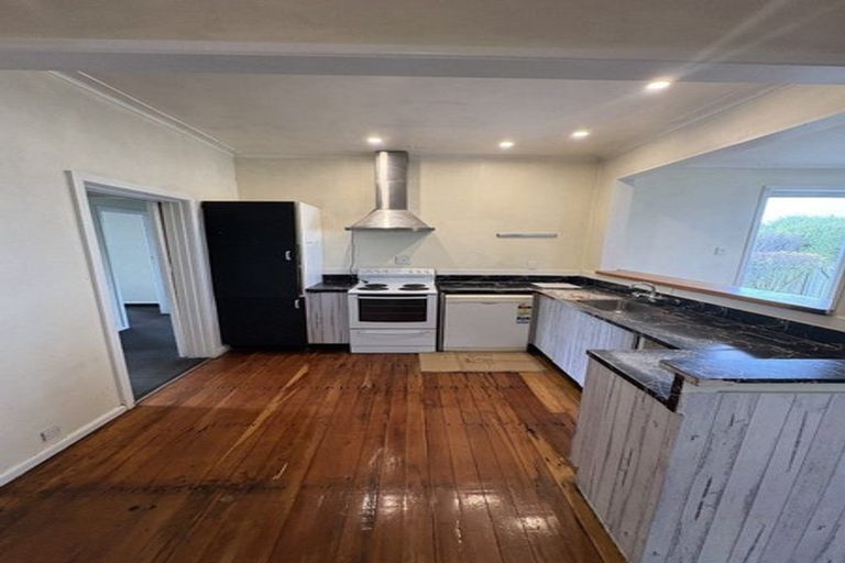 Photo of property in 1406 Woodstock Avenue, Mayfair, Hastings, 4122