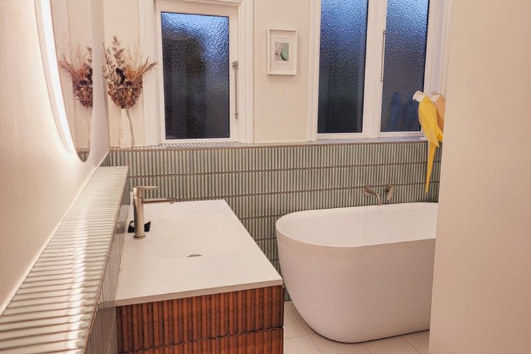 Photo of property in 76 Coromandel Street, Newtown, Wellington, 6021