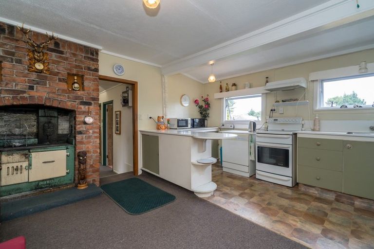 Photo of property in 9 Surat Bay Road, New Haven, Owaka, 9585