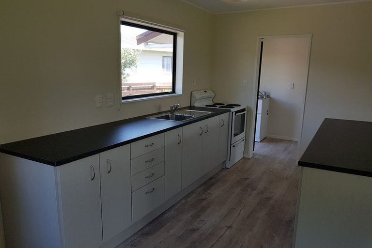 Photo of property in 55a Aquarius Drive, Kawaha Point, Rotorua, 3010