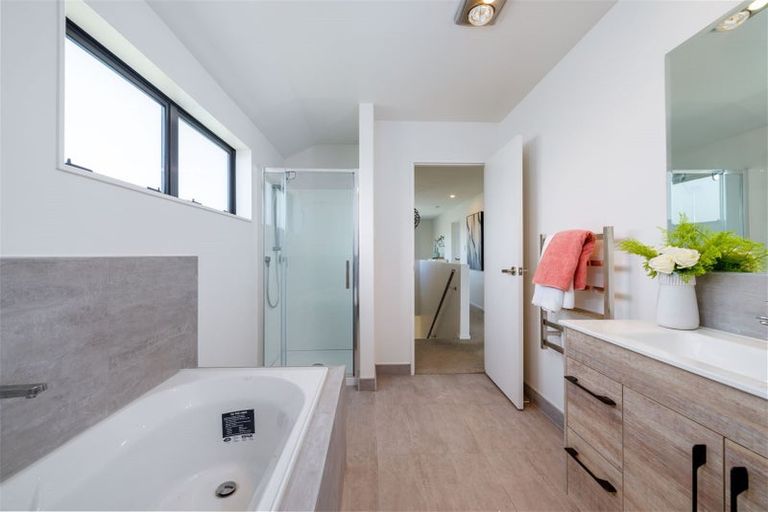 Photo of property in 21 Sapwood Crescent, Takanini, 2110