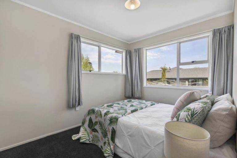 Photo of property in 3b Newcastle Road, Dinsdale, Hamilton, 3204