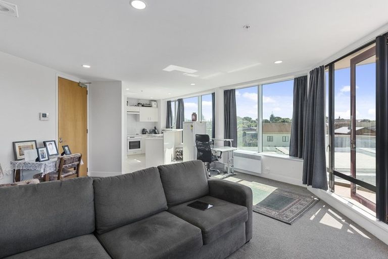 Photo of property in The Links, 378-382 Kapiti Road, Paraparaumu Beach, Paraparaumu, 5032