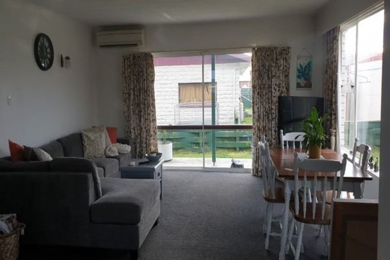 Photo of property in 32 Grange Street, Winton, 9720
