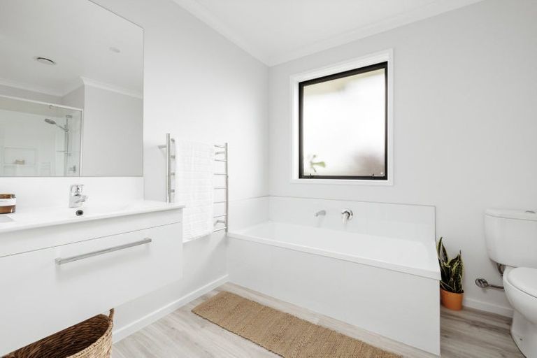 Photo of property in 1 Mary Place, Pyes Pa, Tauranga, 3112