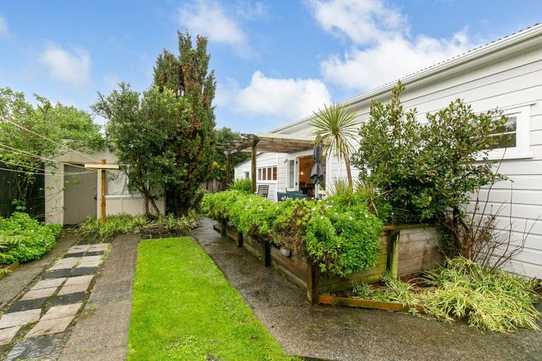 Photo of property in 23 Brussels Street, Miramar, Wellington, 6022