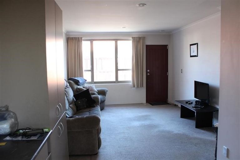 Photo of property in 8f Ford Street, Hamilton East, Hamilton, 3216