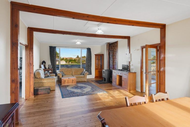 Photo of property in 73 London Street, Hampden, 9410