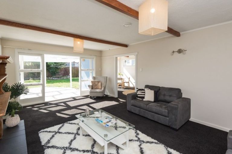 Photo of property in 3 Palmers Road, New Brighton, Christchurch, 8083