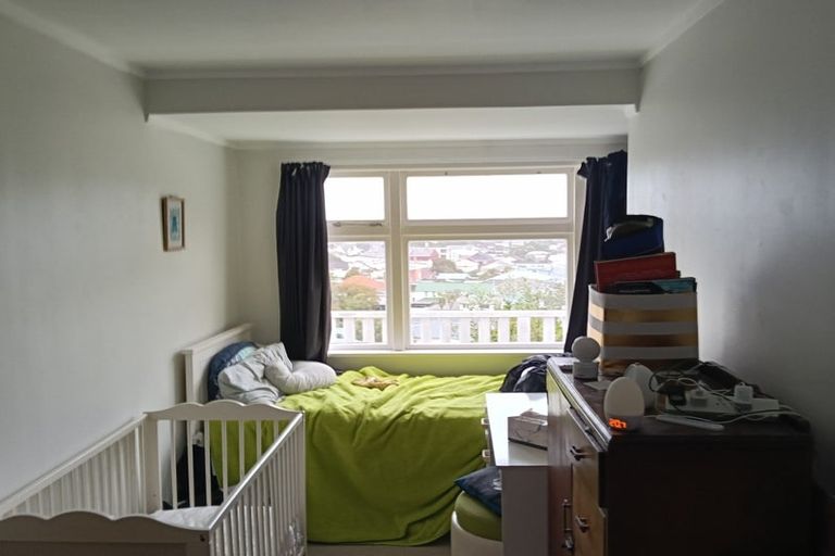 Photo of property in 16 Aranoni Street, Island Bay, Wellington, 6023