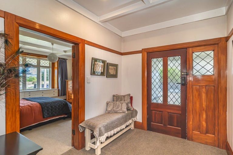 Photo of property in 56 Queenwood Road, Levin, 5510