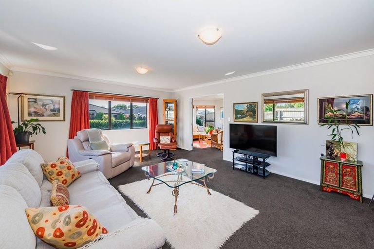 Photo of property in 153 Milne Drive, Paraparaumu, 5032