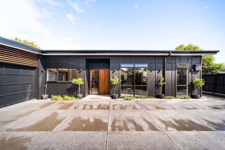 Photo of property in 44 Limbrick Street, Terrace End, Palmerston North, 4410