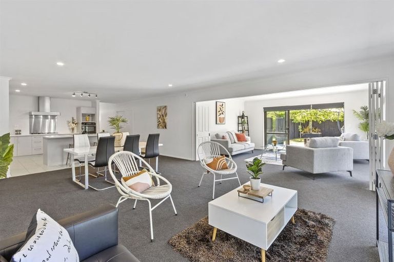 Photo of property in 6b Heritage Close, Rolleston, 7614