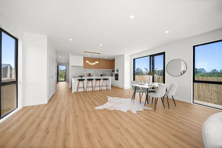 Photo of property in 165 Kerepi Street, Westgate, 0814