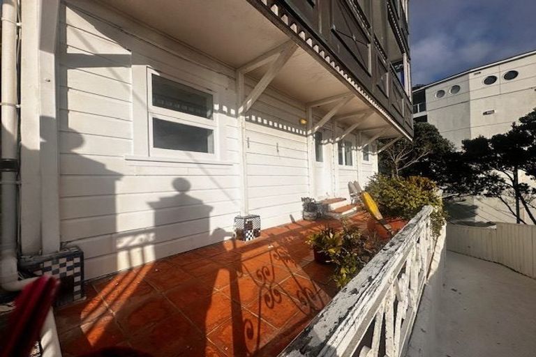 Photo of property in 5 Lindum Terrace, Roseneath, Wellington, 6011