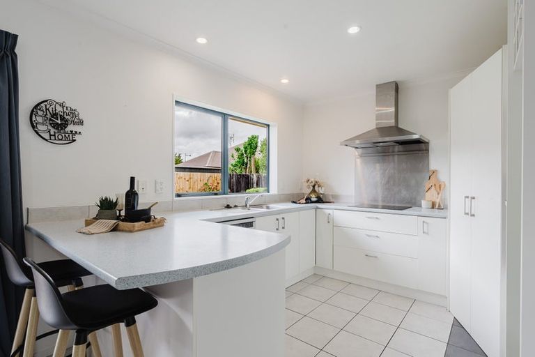Photo of property in 29 Somerton Drive, Huntington, Hamilton, 3210