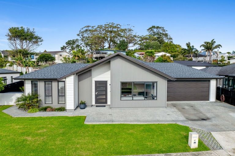 Photo of property in 61 Symes Drive, Red Beach, 0932