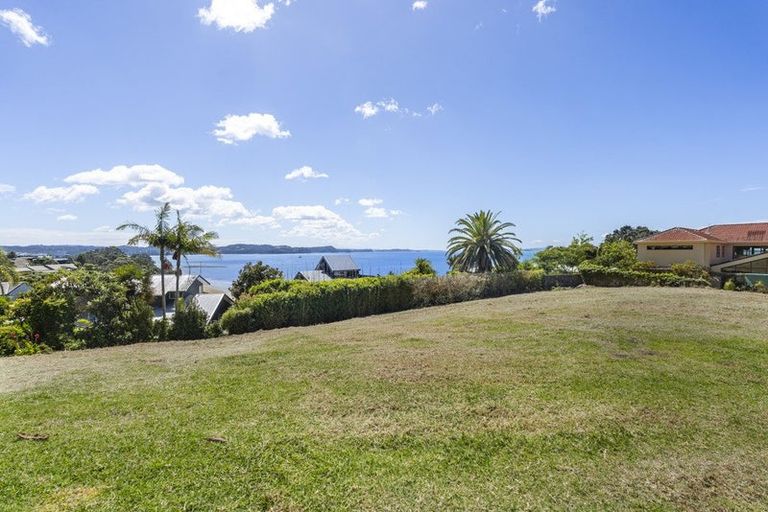 Photo of property in 20 Durness Place, Red Beach, 0932