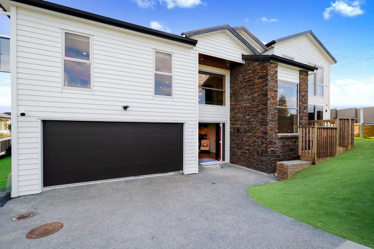 Photo of property in 6c Aralia Road, Sunnynook, Auckland, 0620