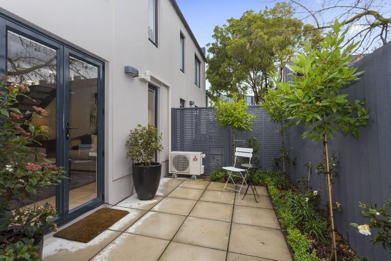 Photo of property in 4/388 Montreal Street, Christchurch Central, Christchurch, 8013