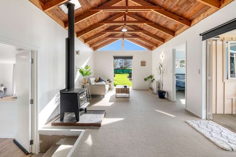 Photo of property in 763 Owhiwa Road, Parua Bay, Onerahi, 0192