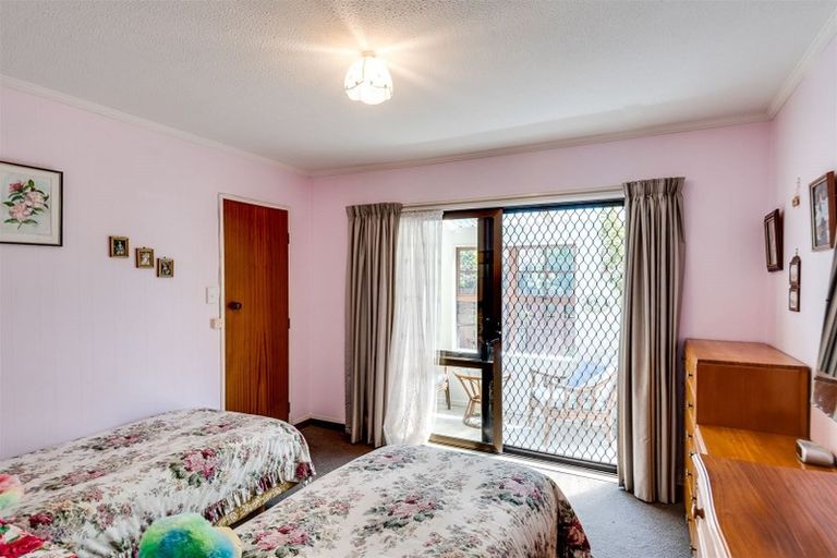 Photo of property in 2/442 Gloucester Street, Taradale, Napier, 4112