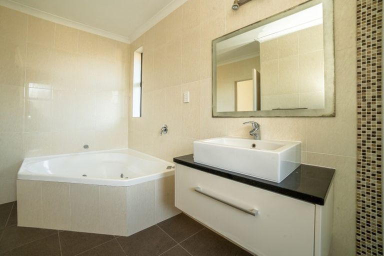 Photo of property in 7 Tulip Drive, Cambridge, 3434