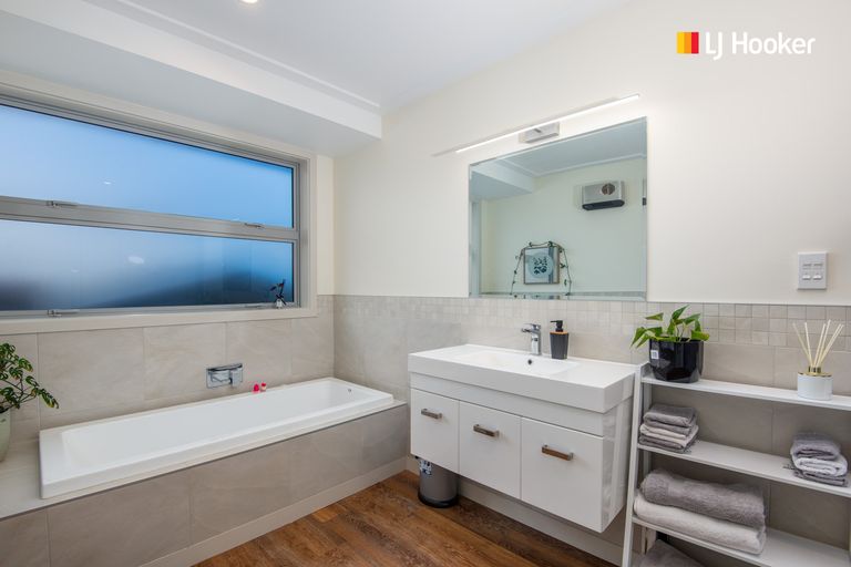 Photo of property in 46 Heathfield Drive, Mosgiel, 9024