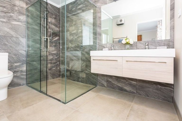 Photo of property in 19 Holmes Hanover Lane, Halswell, Christchurch, 8025