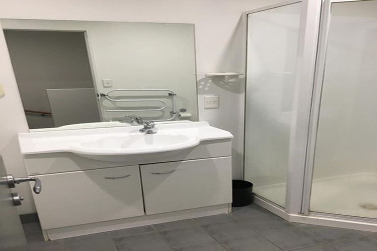 Photo of property in 152f Tasman Street, Mount Cook, Wellington, 6021