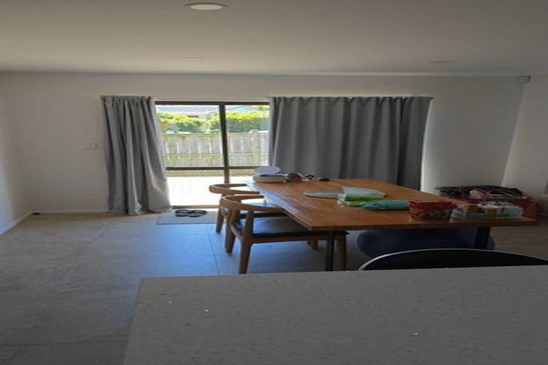 Photo of property in 8 Alvre Place, Flat Bush, Auckland, 2016