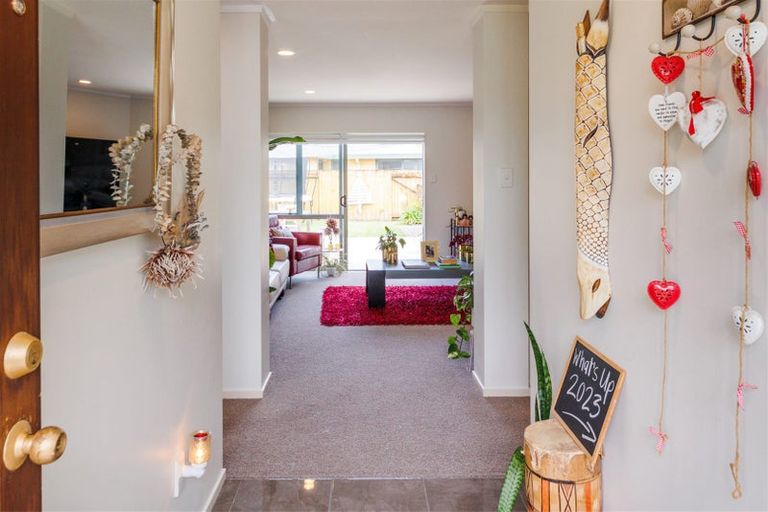 Photo of property in 106 Parnell Heights, Kelvin Grove, Palmerston North, 4414