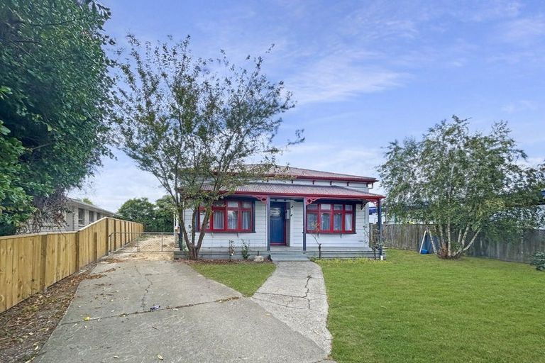 Photo of property in 28 Alexander Street, Awapuni, Palmerston North, 4412