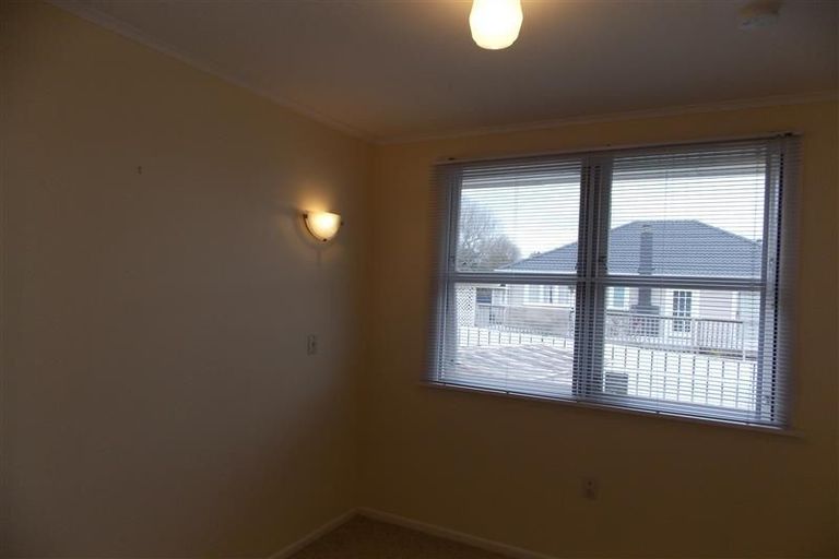 Photo of property in 2/142a Great South Road, Manurewa, Auckland, 2102