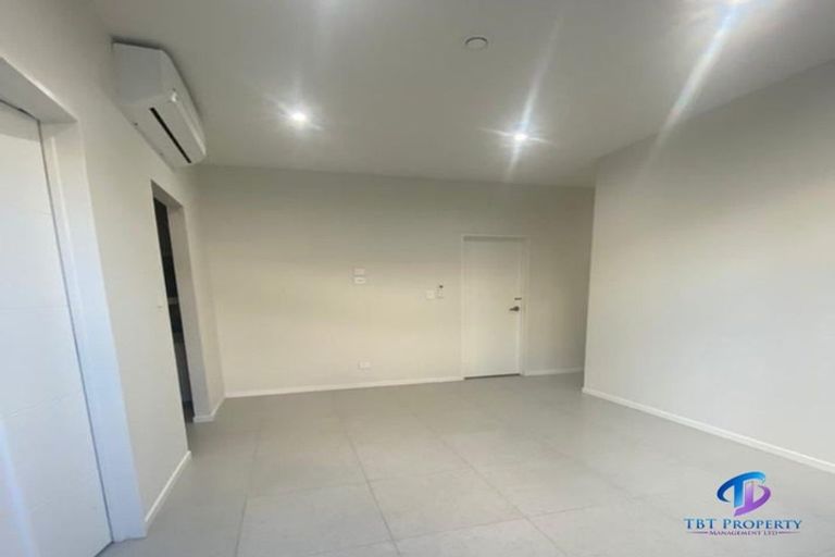 Photo of property in 36a Cambridge Terrace, Papatoetoe, Auckland, 2025