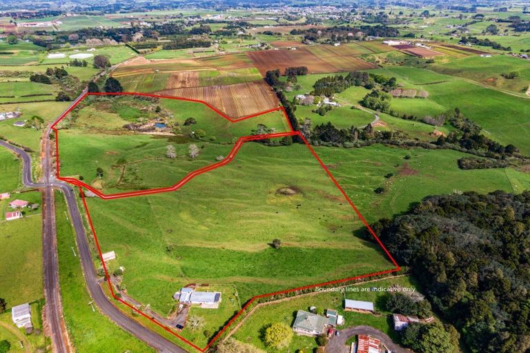 Photo of property in 231 Hart Road, Pukekohe, 2676