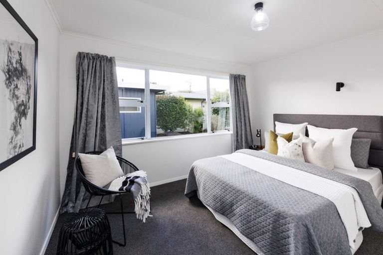 Photo of property in 6 Cremorne Avenue, Hokowhitu, Palmerston North, 4410
